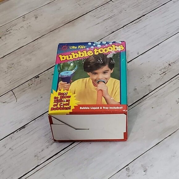 Little Kids Bubble tooobs with included bubble liquid and tray - Picture 2 of 5